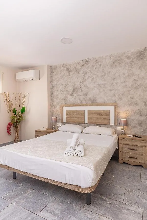 Appartamento Apartamentos Lola Beach Málaga Spagna