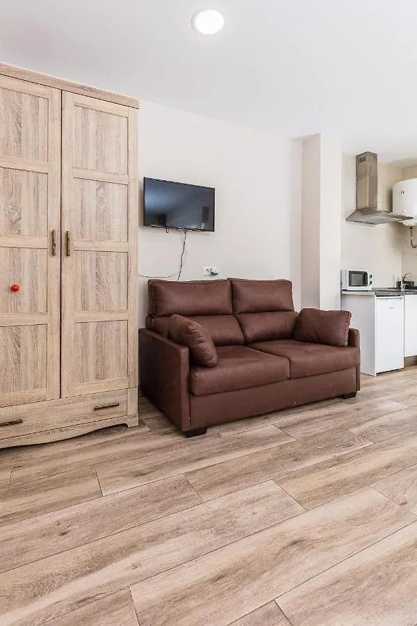Apartamentos Lola Beach Malaga 0*,  Spain