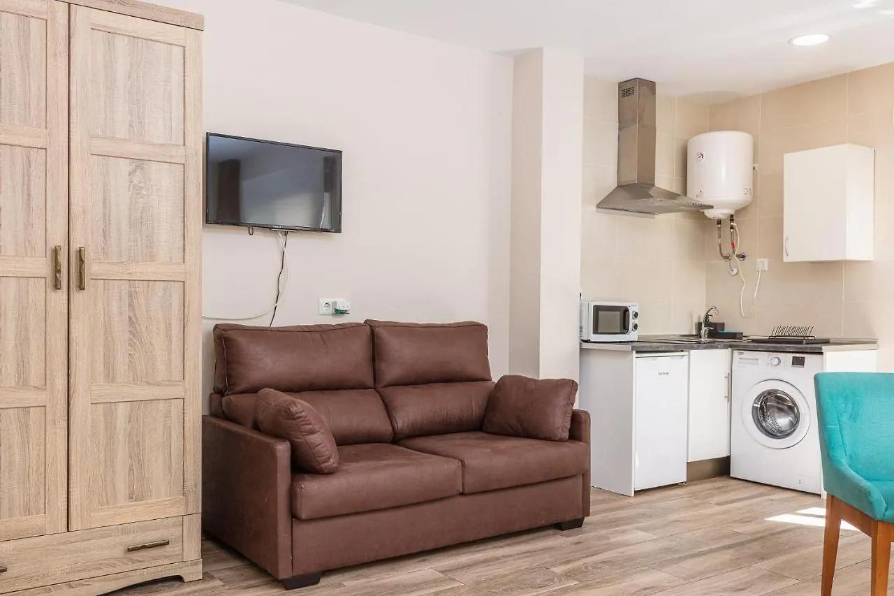 Apartamentos Lola Beach Malaga Apartment