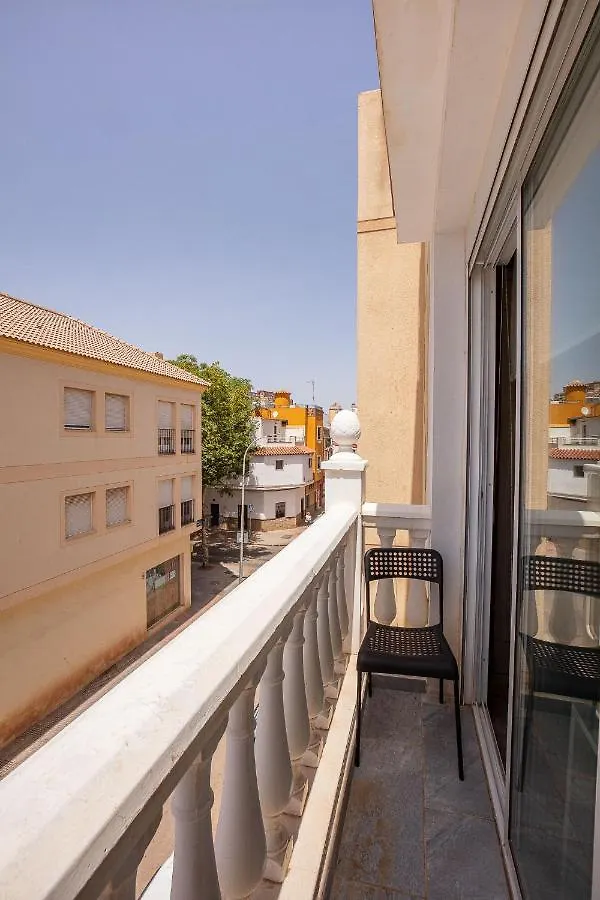 Apartamentos Lola Beach Malaga 0*,