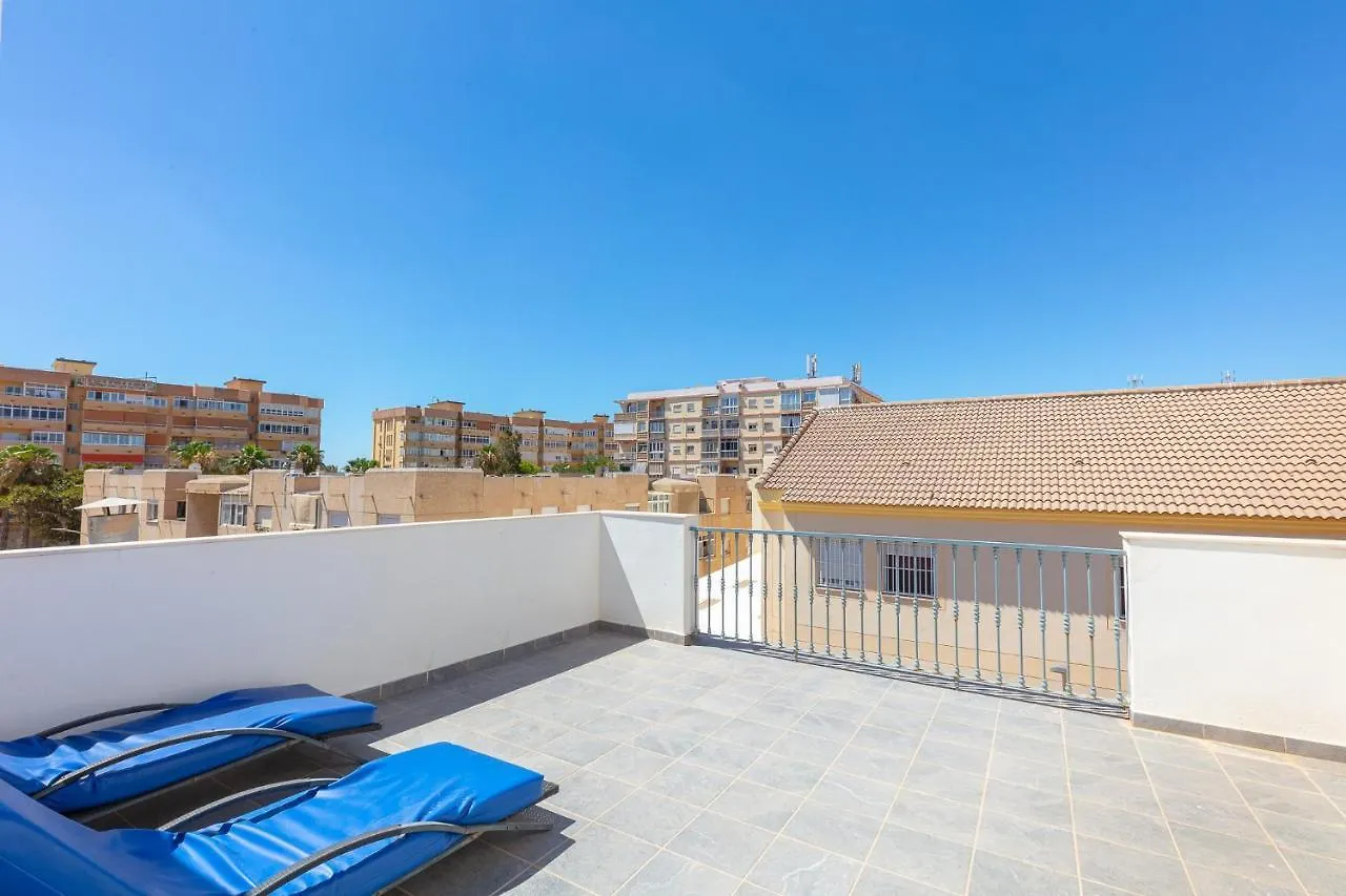 Apartamentos Lola Beach Malaga Apartment